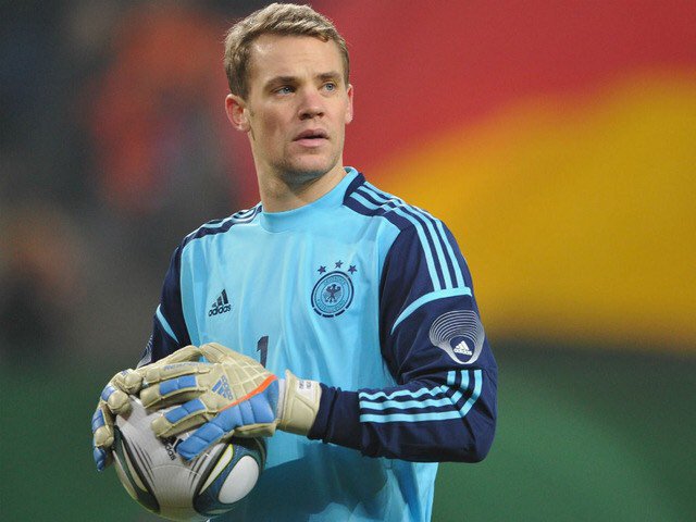 32DB32's tweet image. Manual Neuer. Why was so much time wasted in Joe Hart?? @Miley_Desouza