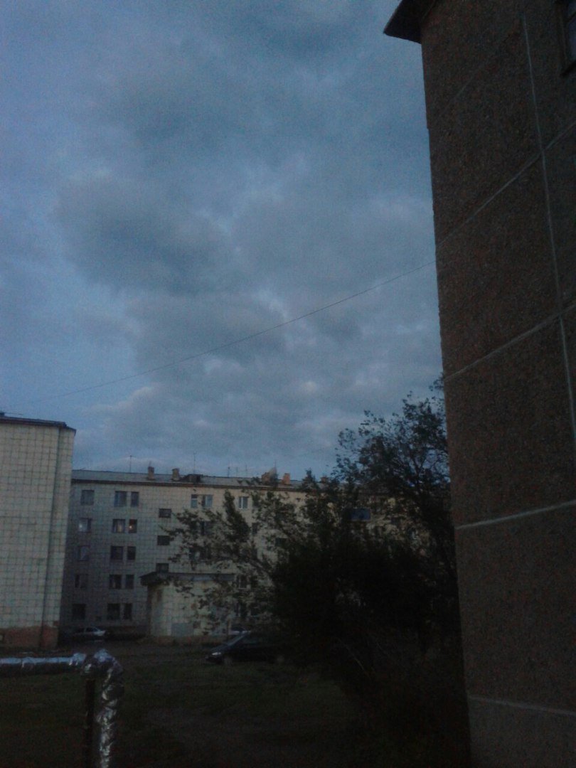 4 утра,а уже рассвет. 
Лето <3