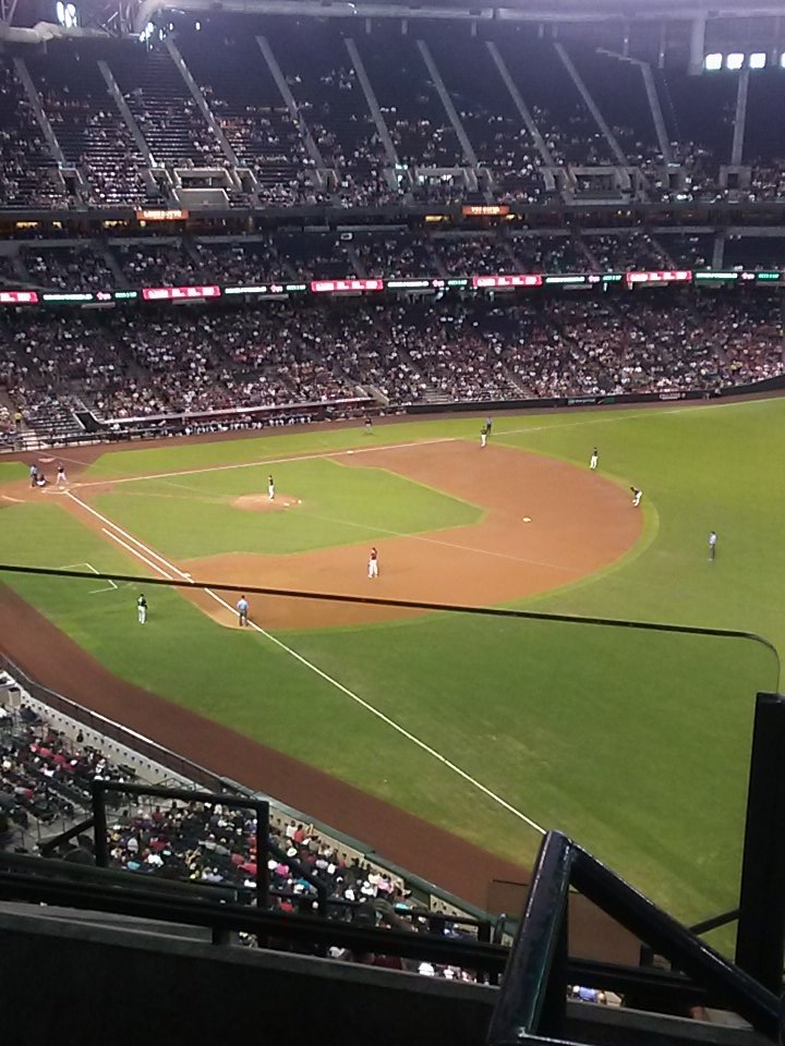 KalbitMerakiTV's tweet photo. What a great ballpark and game at the same time. @Dbacks you are amazing & this view is beautiful! 😁 #goDback https://t.co/AcGsCAa3fJ
