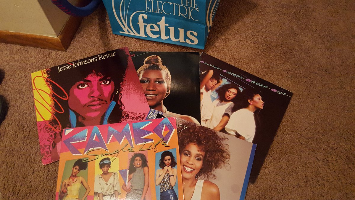 butterflyn5's tweet image. Great weekend @efetusmpls #newrecordplayer #great record finds #80sr&amp;amp;b #greatestmusicstoreandstaff