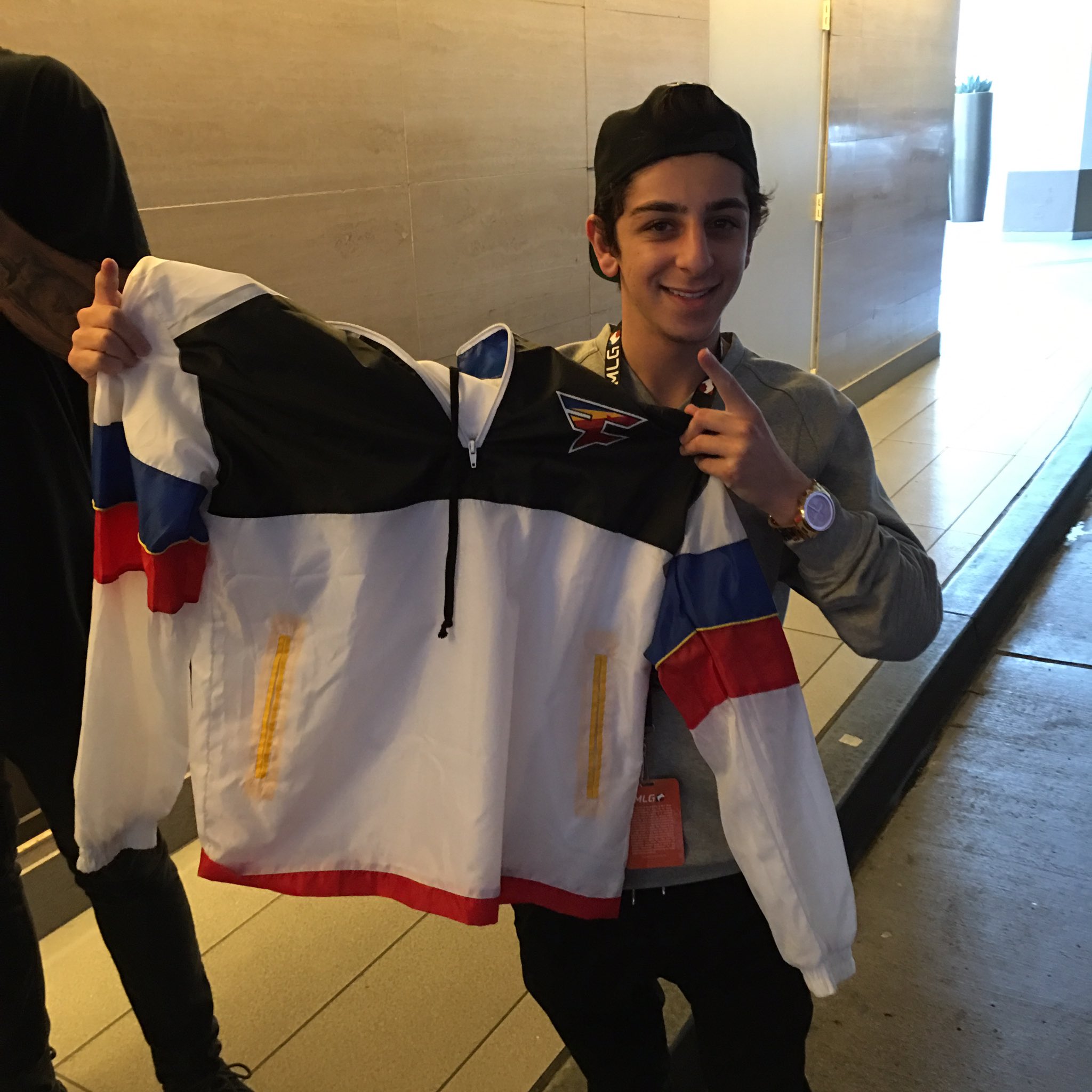 Rug on Twitter "These new FaZe jackets are so dope!!…