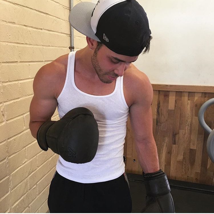 dayesizaldivar's tweet image. #hispanicboysbreaktheinternet 🇩🇴🇩🇴 @PrinceRoyce