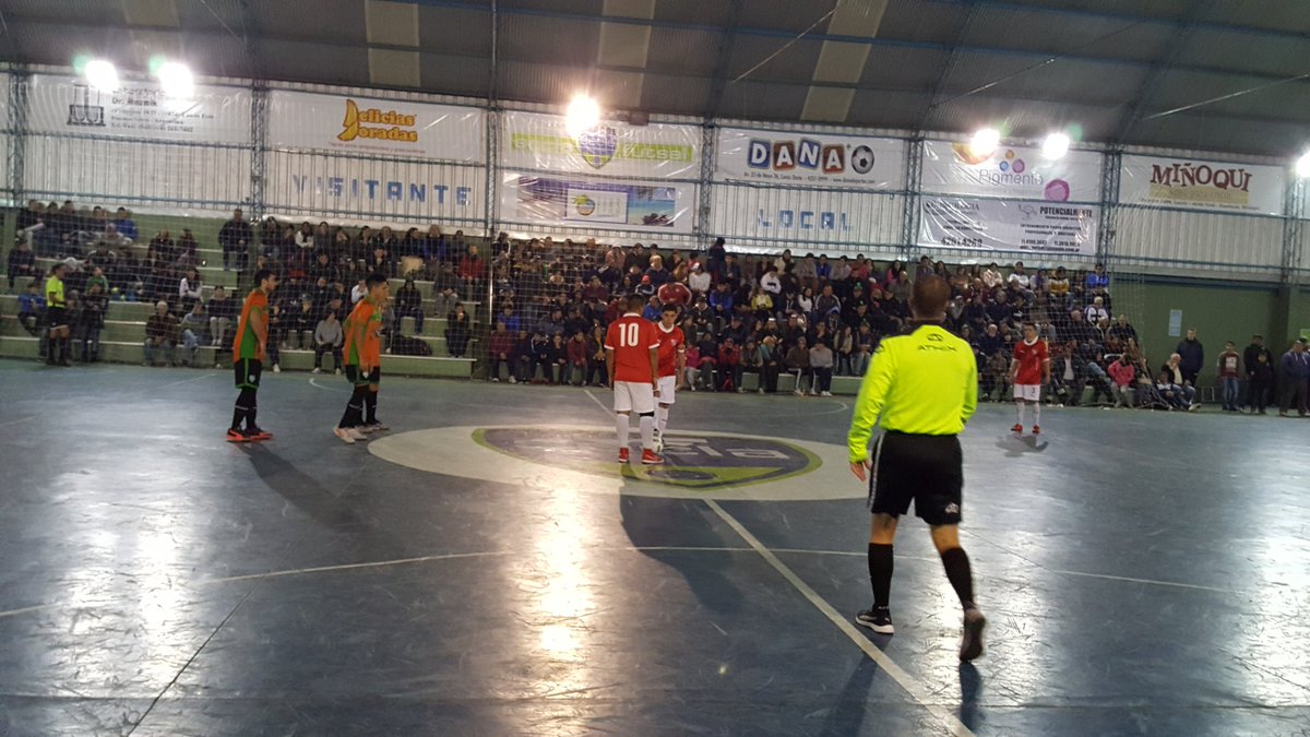 Caída del futsal