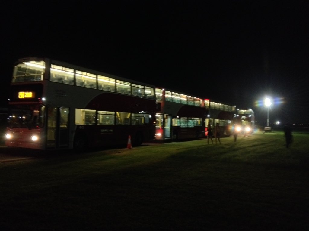UtdMotorcoaches's tweet photo. And all good things come to an end waiting for the home time crowds https://t.co/EMTQtodJEy