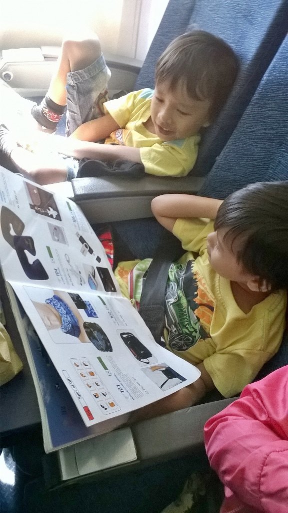 BastiALdan's tweet photo. On the Airplanes &amp; Sumatra Barat, Minang Kabau international Airport https://t.co/chq2uGLe90