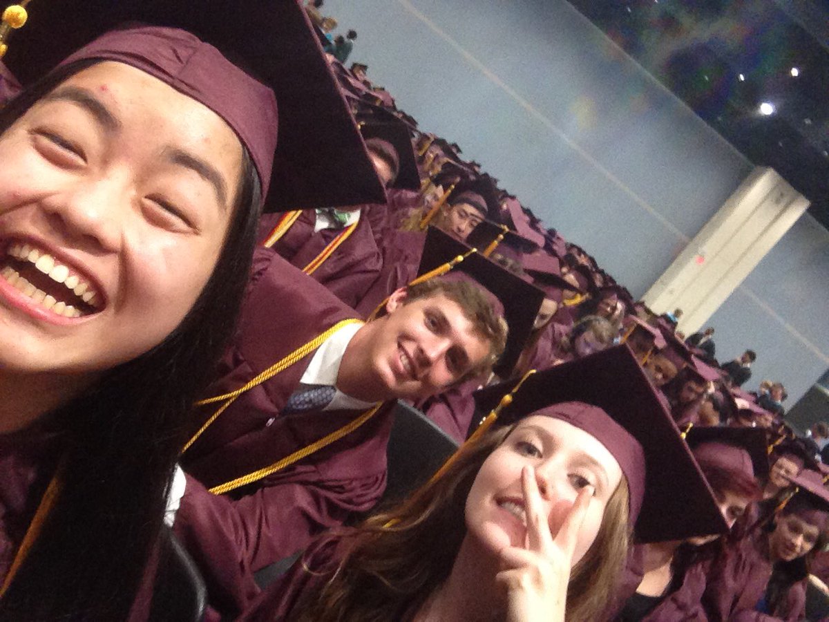 GHHSClassof2016's tweet photo. Happy graduation day! 🎓🎉 https://t.co/dOPsyJfk2i