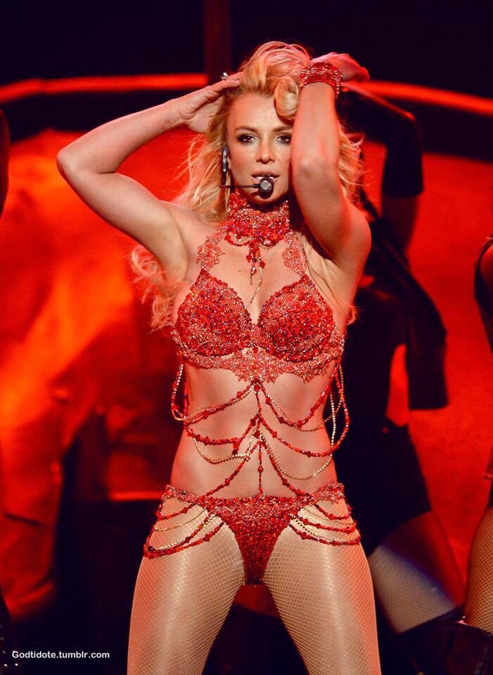 arianagfallfor's tweet photo. Britney Spears https://t.co/fzl4nvVX6T