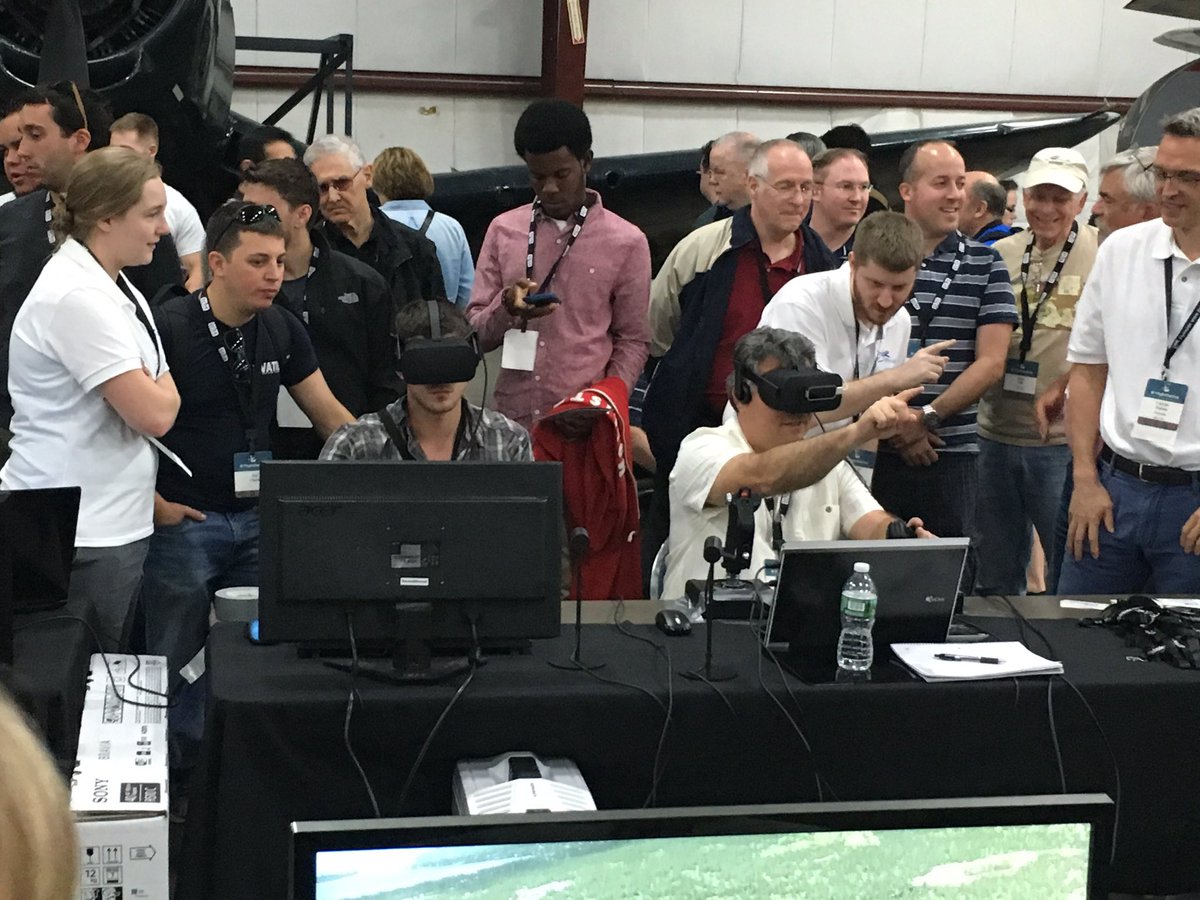 Dix30Simulation's tweet image. FlightSimCon2016 is now over
Great experience, awesome crowd &amp;amp; full of interesting news for the flight sim community