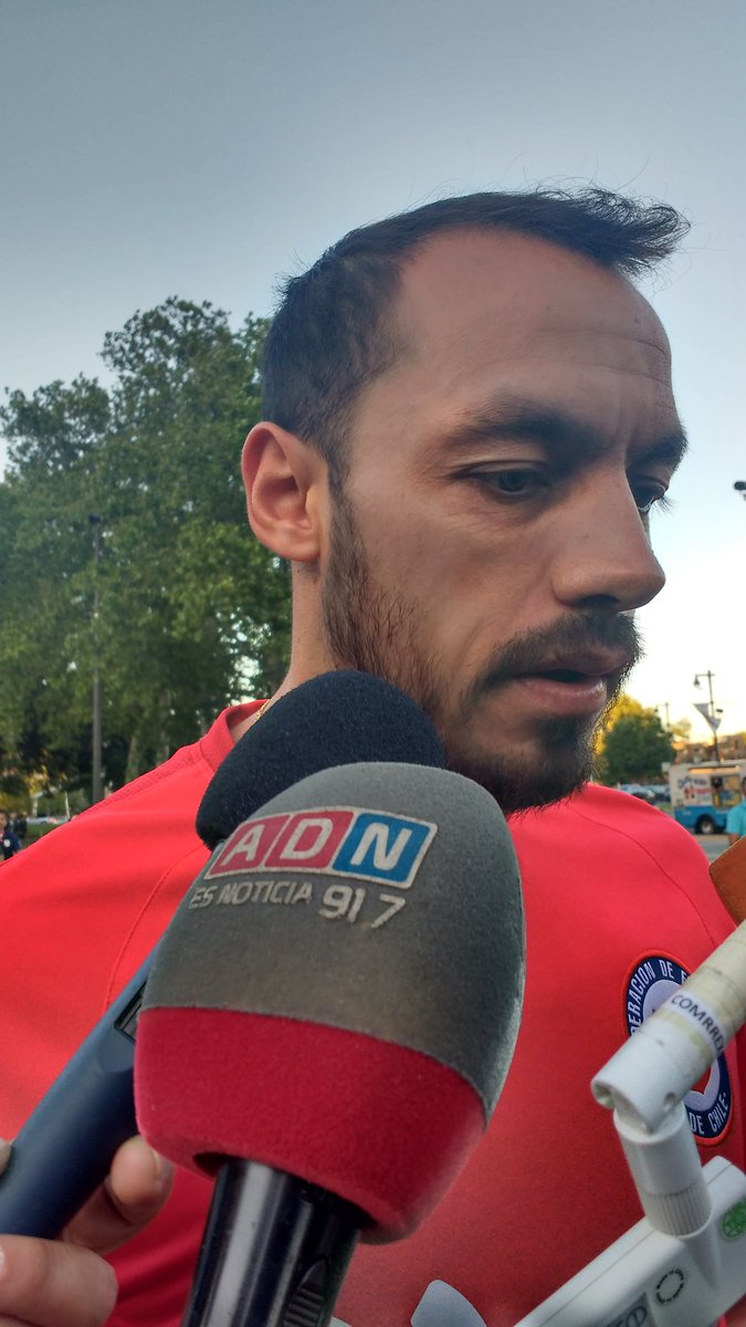 Bravo, Vidal, Orellana, Hdez, Roco y Jara también vinieron a la escalera de Rocky, en Philadelphia. <a href="/adnradiochile/">Radio ADN</a>