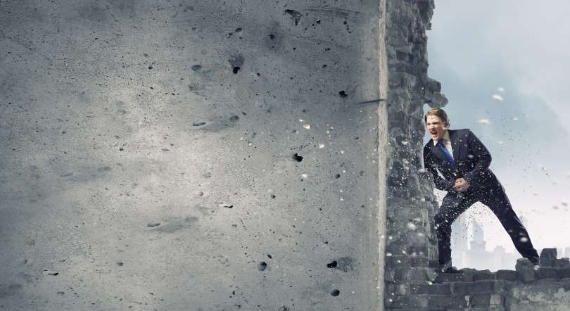 ubectech's tweet image. Smash that wall, push it and #succeed! buff.ly/24y3EiU