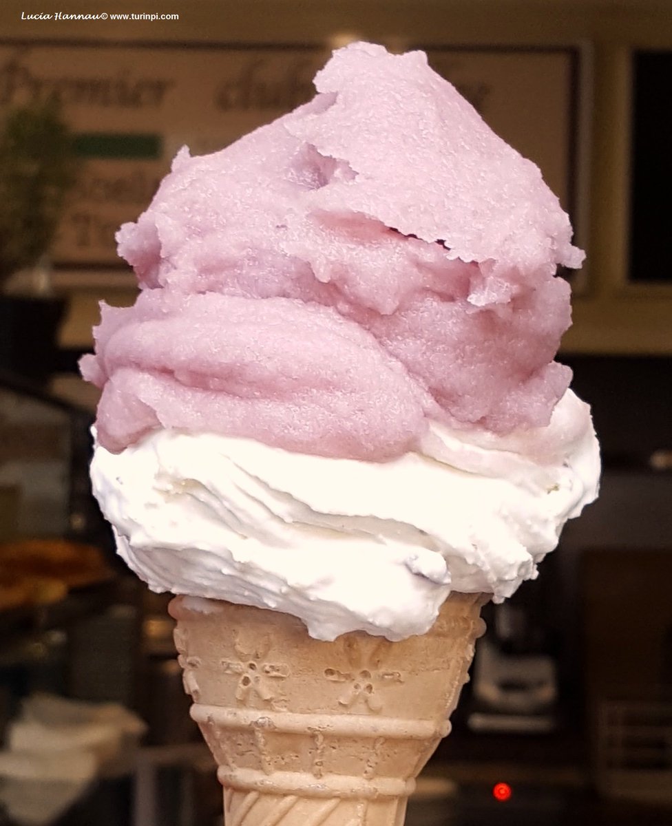 turinepi's tweet photo. #gelato in #Turin https://t.co/XP59Wp57p0 #icecream #foodies #gelateria #gelatotour #chocolate #cream #wine #sorbet https://t.co/PIDy0USg00