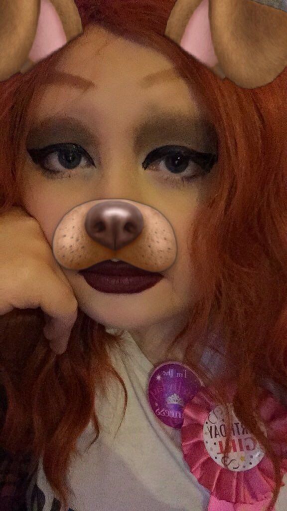 themonsoonshake's tweet photo. it me, your extremely self conscious queer kid that loves 2 pretend that they're Jinkx Monsoon #gaysbreaktheinternet https://t.co/b2KbGmu4pw