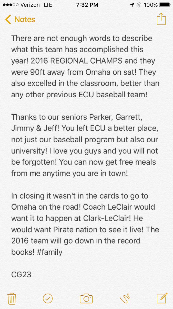 cgodwin23's tweet photo. Thanks to our seniors for making 2016 one for the record books! Parker @GBaby_Brooks @JimmyBoyd43 @Nellly273 https://t.co/dEUcbkxy5m