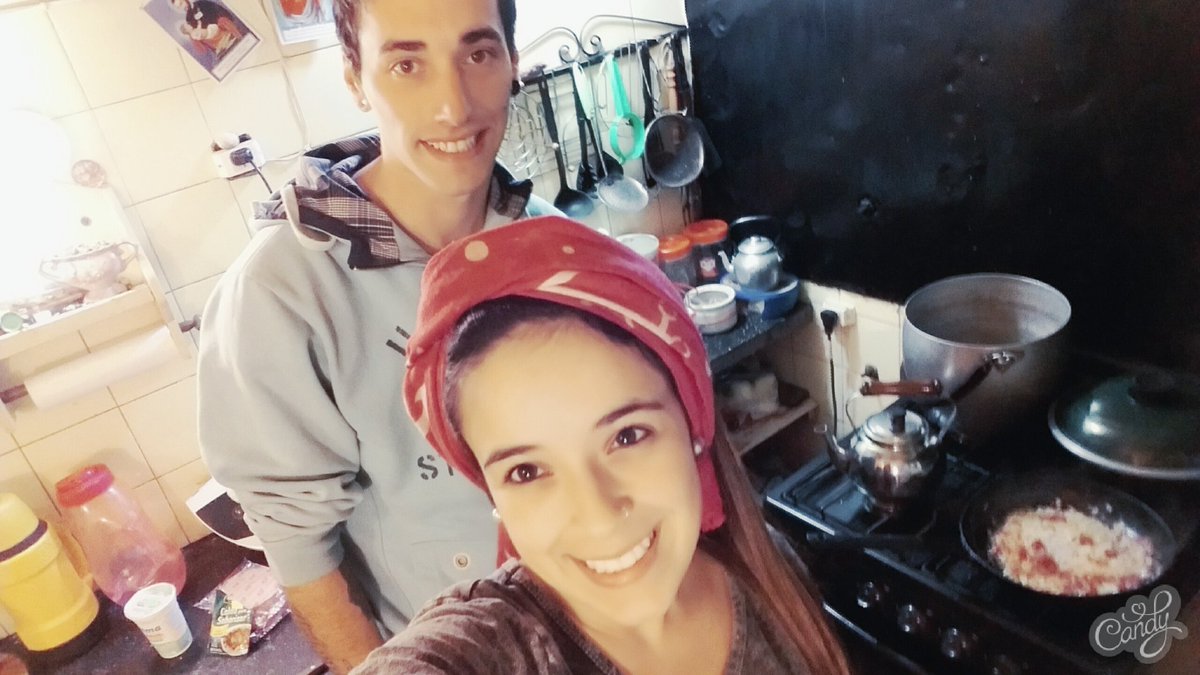Le cocinamos con el amor de mi vida , te amo tanto ... tu novia Nare 💝