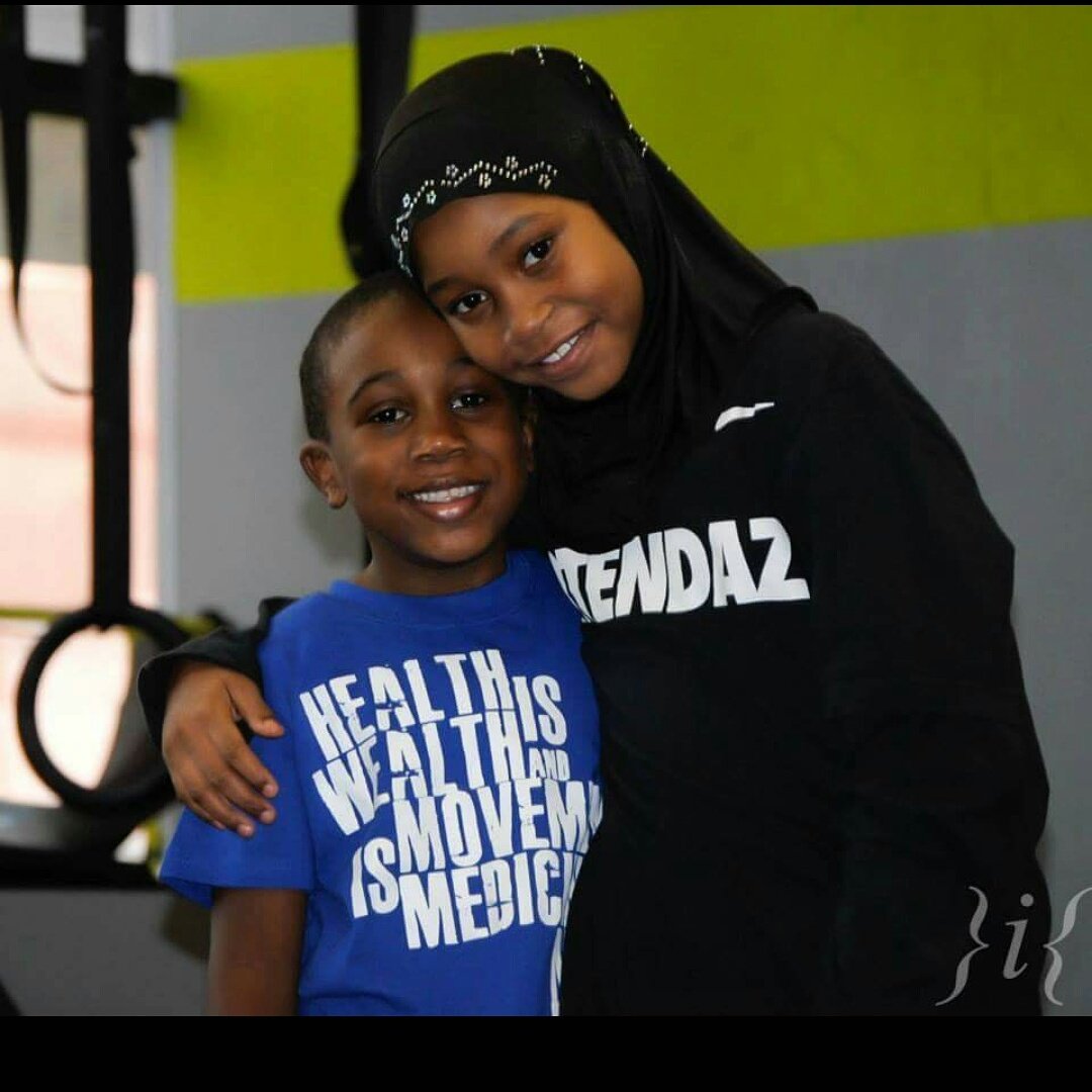 officialDocG's tweet photo. BARTENDAZ #MindUp #Youth #community #Family #fun #love #JuicesforLife #DBlock #babies #science #art #mathematics https://t.co/ps5Mr5PmZY
