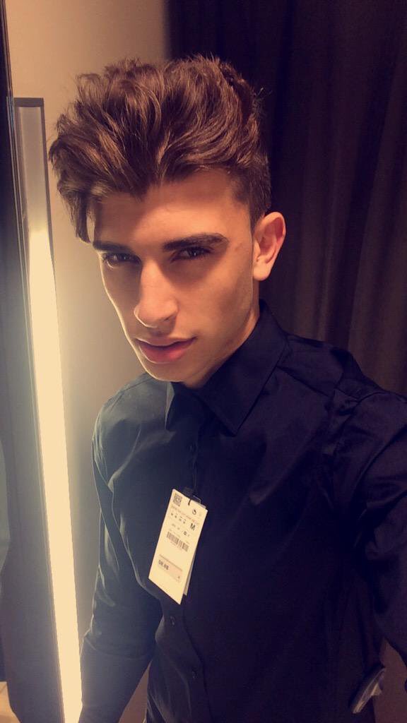 1738LOGAN's tweet photo. -NEW HQ PHOTOS- @1738LOGAN trying out wedding attire in the Dressing Room - {June 12} In Beverly Hills! https://t.co/4hLsYPXoOn