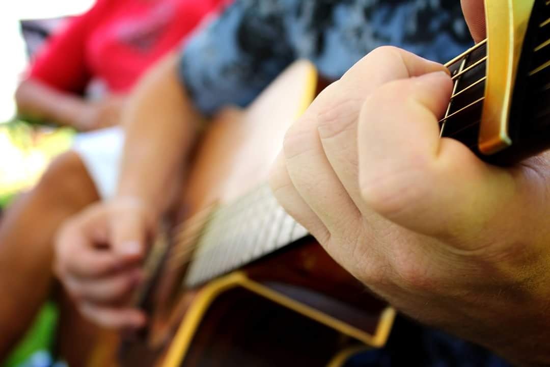 Stevens16Sarah's tweet photo. Where words fail, music speaks. #guitar #music #hanschristianandersen #photographer #photo https://t.co/McRgQi9Sw9