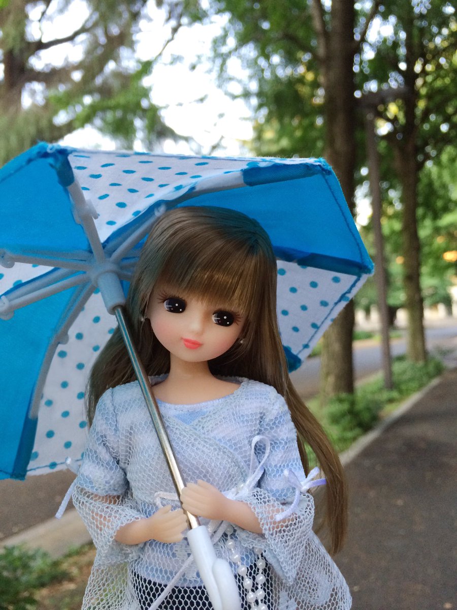 ボンジュール♪ 今日は ＃小さな親切の日 なんですって！ 朝、登校