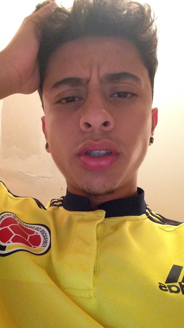 _itsgabeyeo's tweet image. Is it too late to post ¿ 🇨🇴#hispanicboysbreaktheinternet