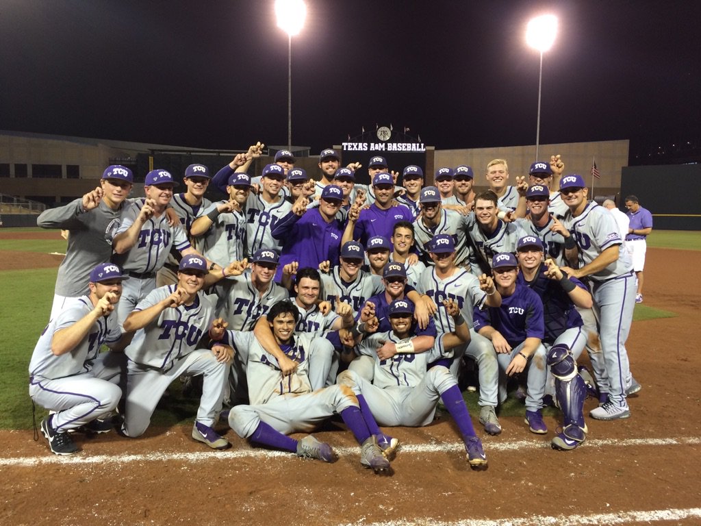 TCU_Baseball's tweet image. Happiness! See you soon Omaha!! #GoFrogs #NEGU #MicahStrong