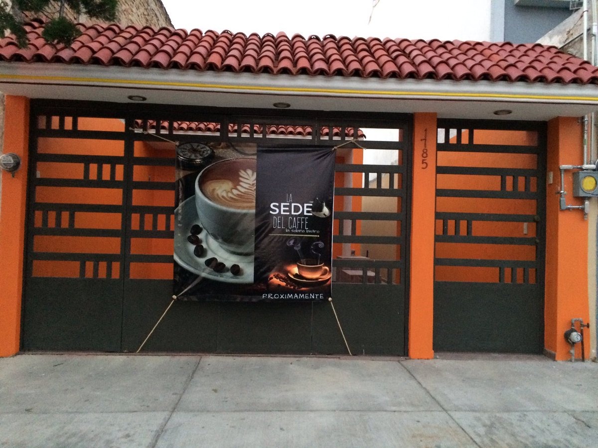 CesarTiiG's tweet photo. Guadalajara estas apunto de detonar #LaSEDEdelCAFFE  #16/06/16 @CesarTiiG #MisedeTusede https://t.co/Lez1yqWLy2