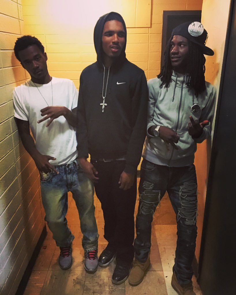 MarcusFrmDaO's tweet image. #TheyAintBuiltLikeUs Ain't No Comparing Us To No Niggaz 😈😷🔫 ⭕️🅱〽️⛽️ &amp;amp; 🅱💰⛽️