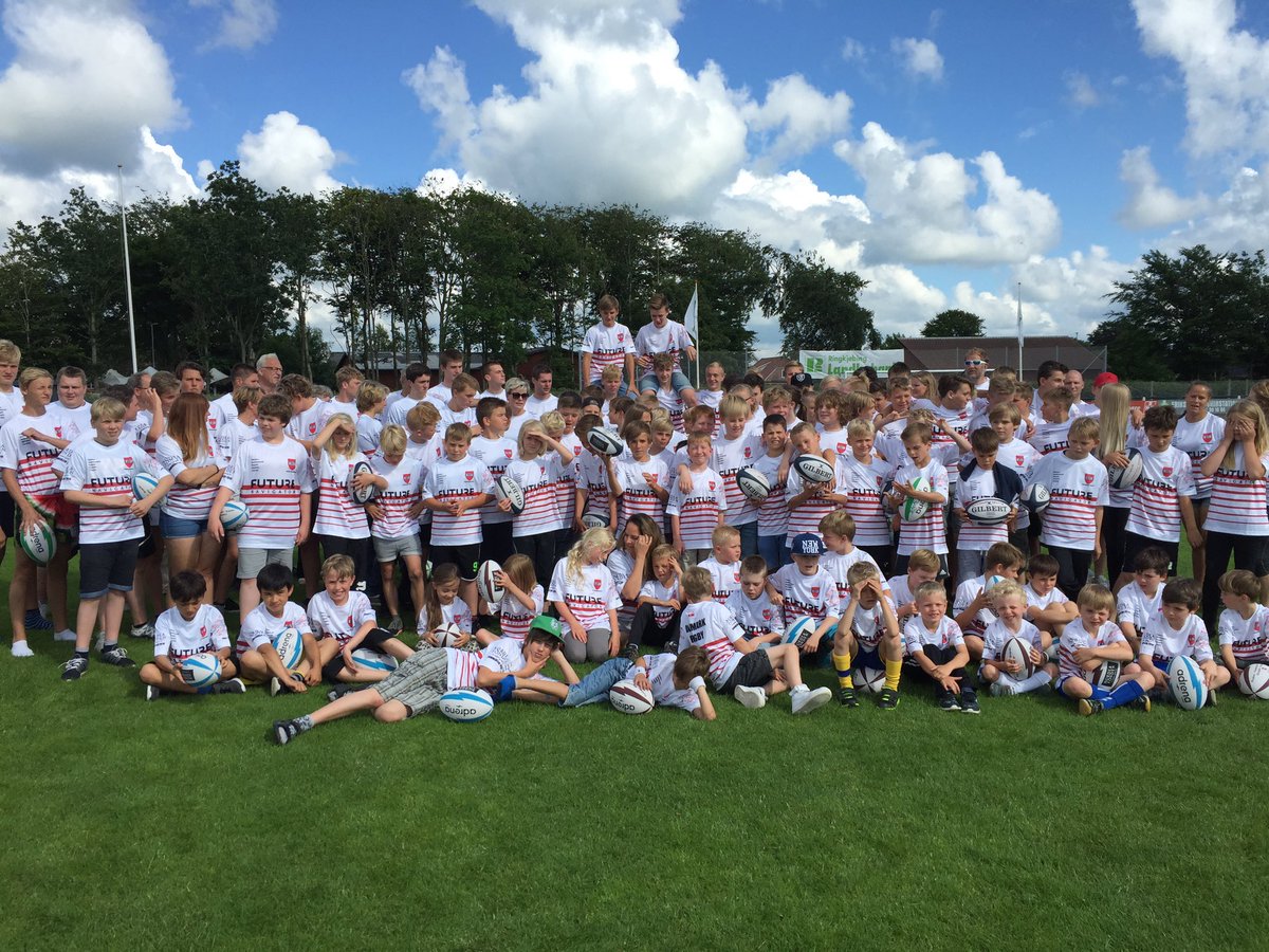 RugbyDenmark's tweet photo. DRU Summercamp 2016 #DanmarkSomRugbynation #FutureNavigator #ImpactYourKit #Adrena #NordeaFonden https://t.co/VcYRoAuom5
