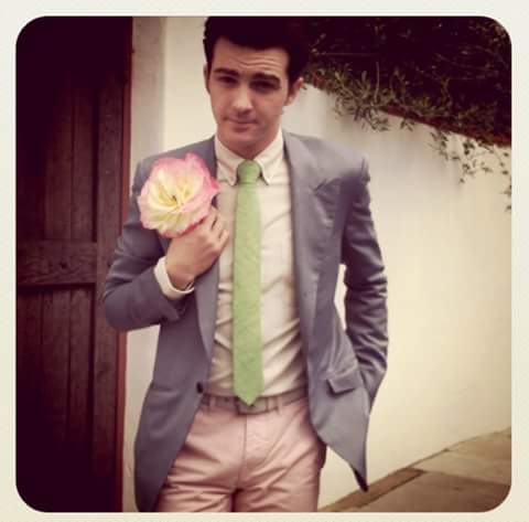 Andrea_011099's tweet photo. Happy Birthday #HBDrakeBell @DrakeBell https://t.co/3kznjhdmcv