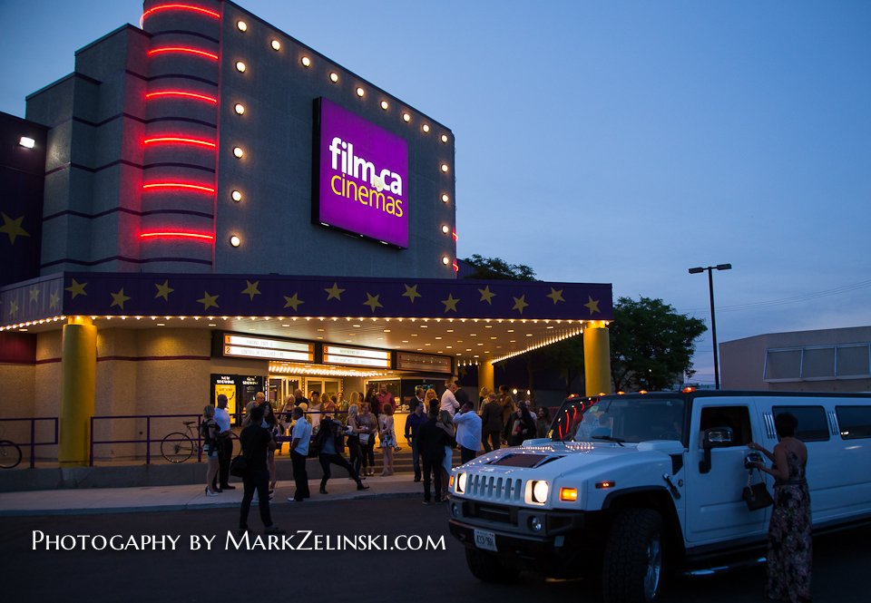 MarkZelinski's tweet photo. #OFFA2016 @FilmCaCinemas World Premiere SCRATCH @dragonbornfilms Photogallery #MarkZelinski https://t.co/VWN6kaUyCS https://t.co/CItXkDgs1B