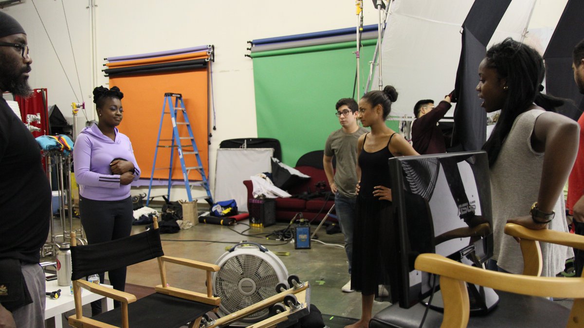 tayolamos's tweet photo. So happy that we wrapped @Jessica_LaRel music video! On to the edit :) #DirectorInAction #MusicVideoShoot https://t.co/pujHPsw30q