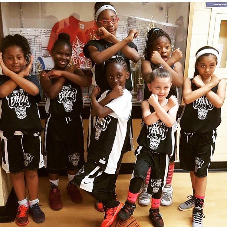 Exodushoops's tweet photo. I AM VERY PROUD OF MY Exodus NYC 10U girls coming to develop and get better daily #ExodusNYC #RipAPACHE https://t.co/6Wc3nQb5KV