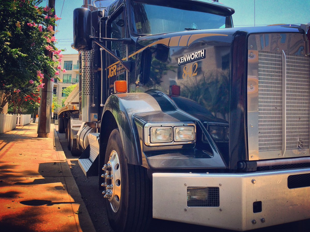 Company driver, David Brown, looking good in the Atlanta sunshine. #flatbed #trucking #kenworth