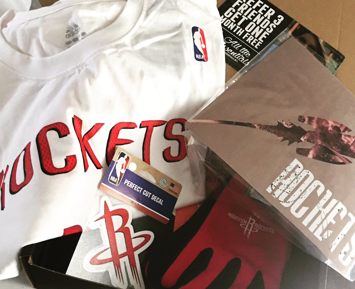 GrizzEssentials's tweet image. Rockets boxes are going out! #houstonrockets #fanessentials