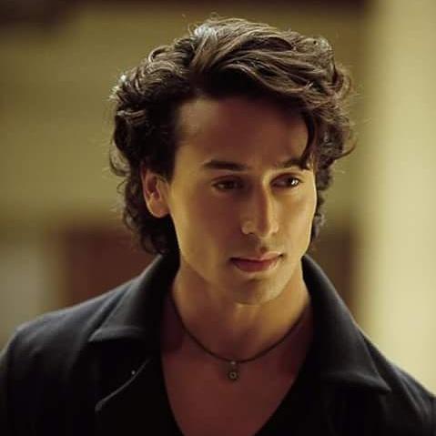 ManishTigerian's tweet photo. @iTIGERSHROFF @DishPatani @samahmedbombay @TSeries I can't explain you brother how many I excited love u bro 💗💗💗💗💪😘😘 https://t.co/Y1MZYn5BRI