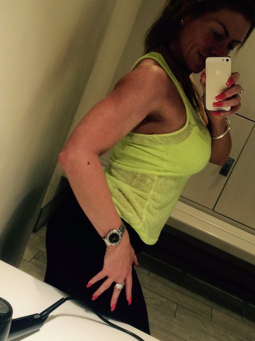 Se #gym pics to keep you happy😀 #milf #gymbunny #fitgirl 😍💋💪🏻 https://t.co/TJ7mOOuEw5<a href="/tag/gym"class="tags">#gym</a><a href="/tag/milf"class="tags">#milf</a><a href="/tag/gymbunny"class="tags">#gymbunny</a><a href="/tag/fitgirl"class="tags"><span>#fitgirl</span></a>