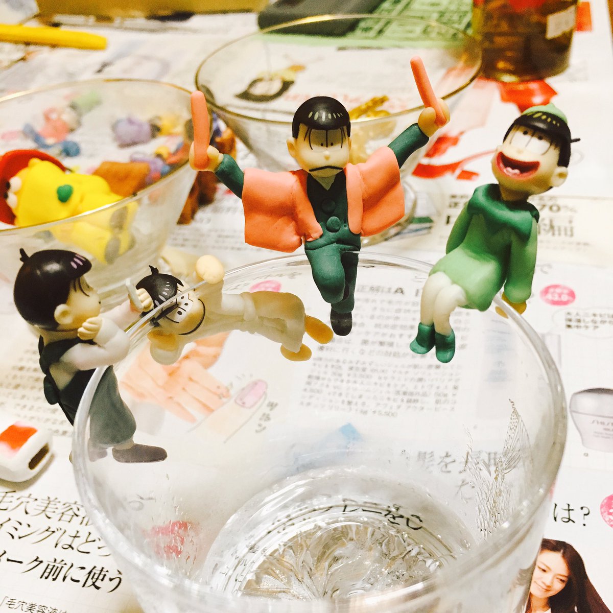 スミス松 あなたが落としたのは鋼の阿修羅像ですか それとも ゼリーの阿修羅像ですか 女神チョロ松でしたー コップのフチ子 コップのおそ松さん おそ松さん Osomatusan