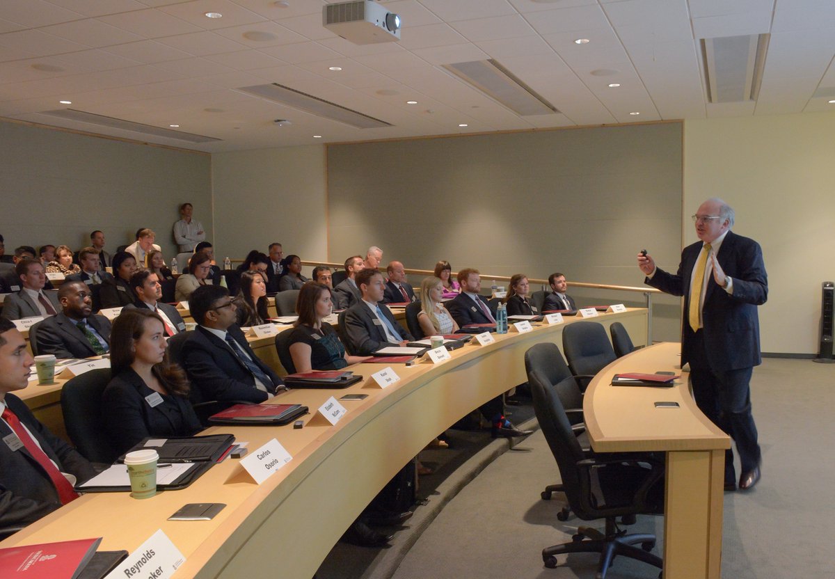 MooreSchool's tweet photo. Our newest #MooreMBA cohort has arrived on campus. Any advice for these graduate students? https://t.co/2fp0aILWmE