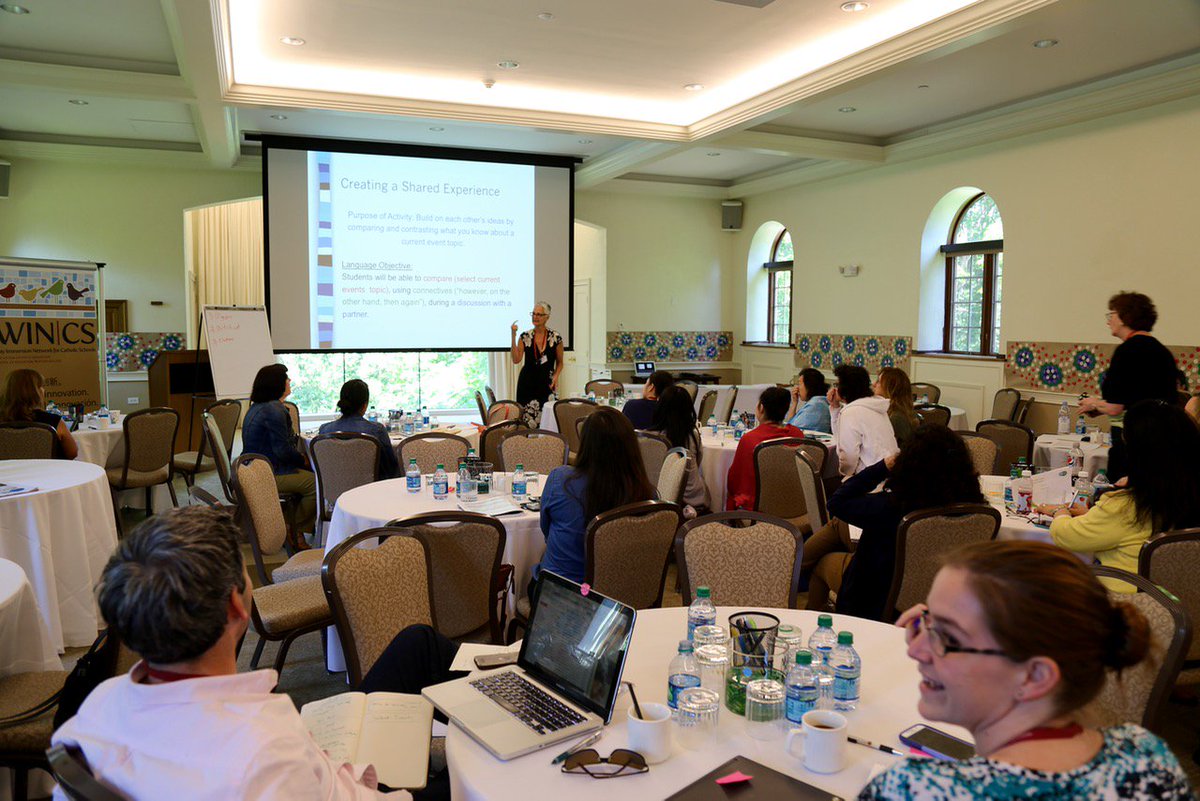 RocheCenter's tweet photo. Bilingual education expert Phyllis Hardy leads workshop on sheltered instruction at #TWINCS16 #catholicEdChat https://t.co/cBsQpSEGs7