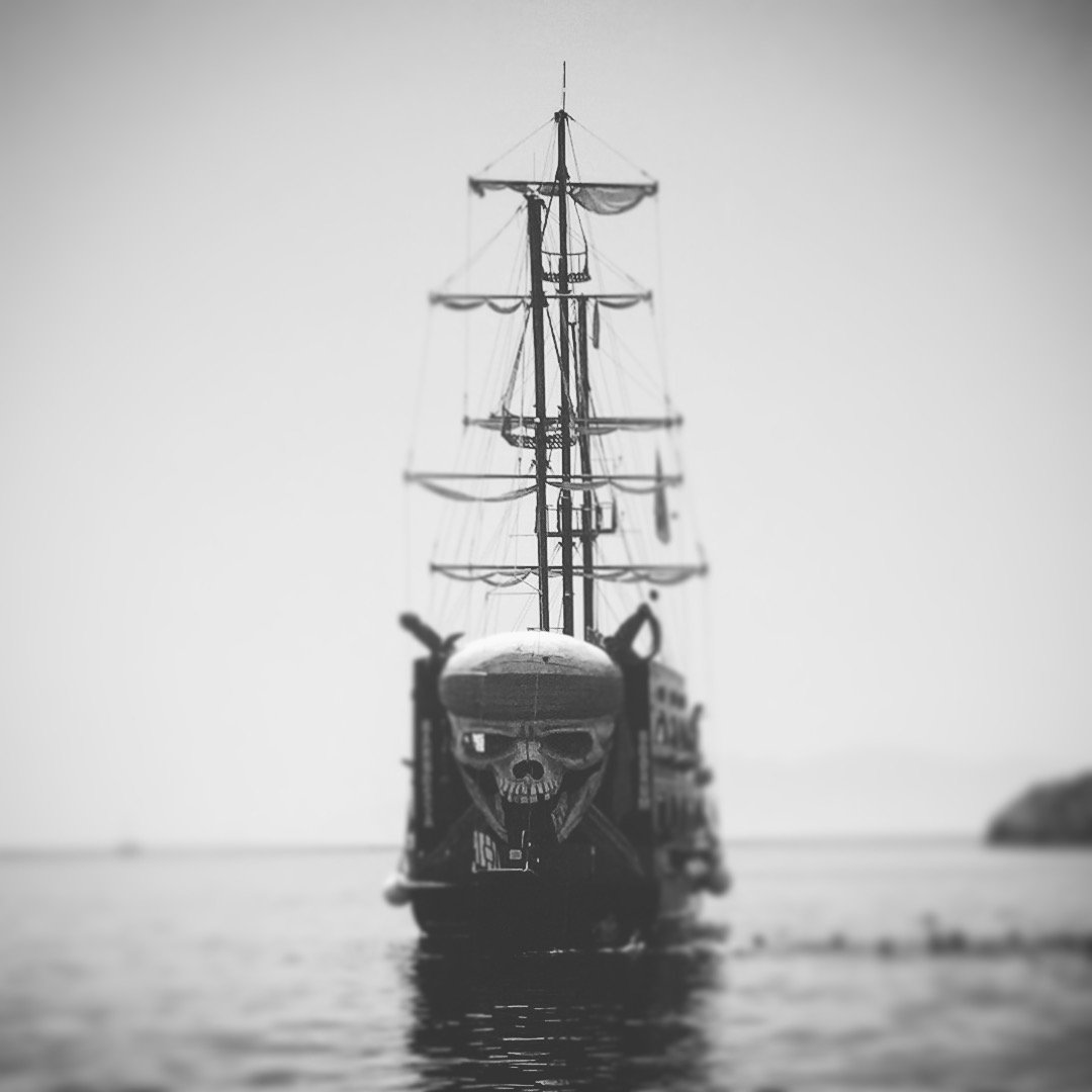 instagram.com/hasankaracadag/ 

Think like a king...

instagram.com/hasankaracadag/