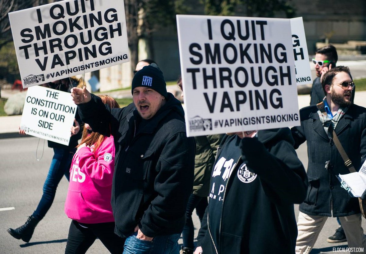 RastaVapors's tweet photo. Vaping Industry Unites; FDA E-Cig Regulations Heads To Court
https://t.co/3VFf31CVU4
#FDADeeming #FDAEcigs #vaping https://t.co/tGnDCuX57k