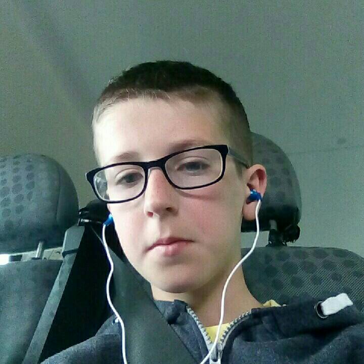 GetRealHD's tweet image. #Liveme #HappyMonday #LivemeStar #ShoutOut ~krazy_callum's #onairnow
liveme.com/media/en-us/?v…