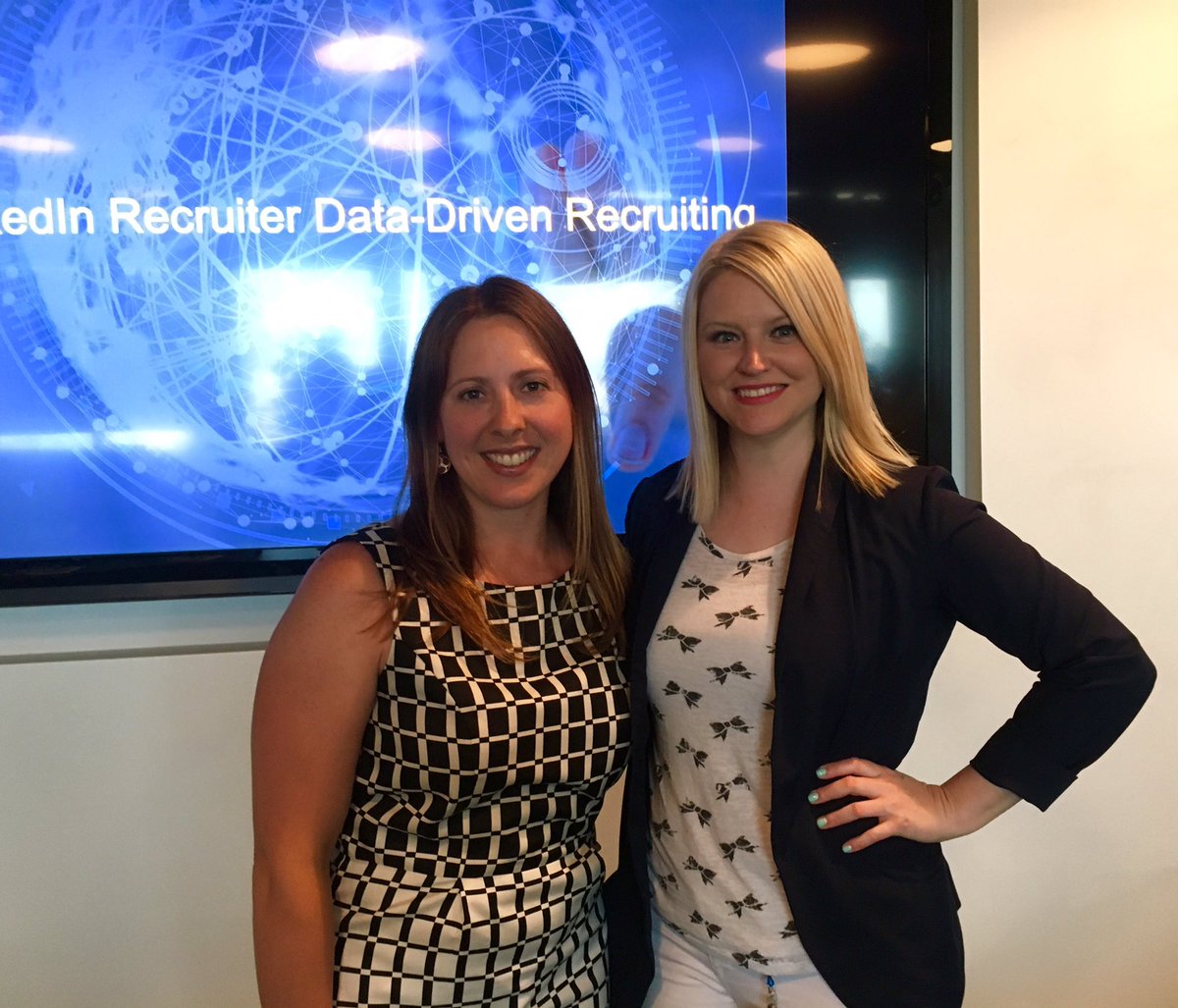 kimbettercareer's tweet photo. I got lots of valuable information out of today's @LinkedIn session with the lovely @andreawebb1. TY #TOInFormed https://t.co/QhyTboC6Oj