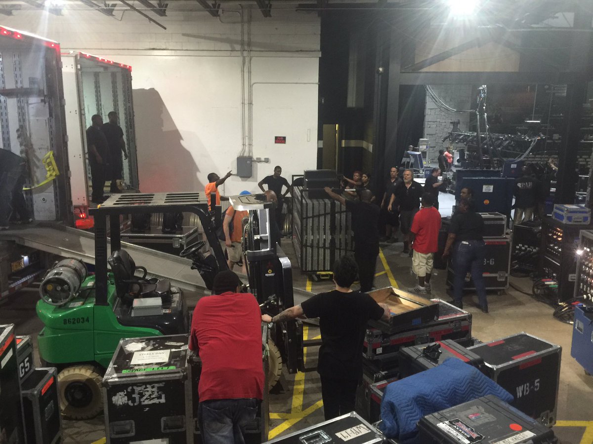 roadrok's tweet photo. Chastaine park load out what can I say! https://t.co/vRtrLgnpgz