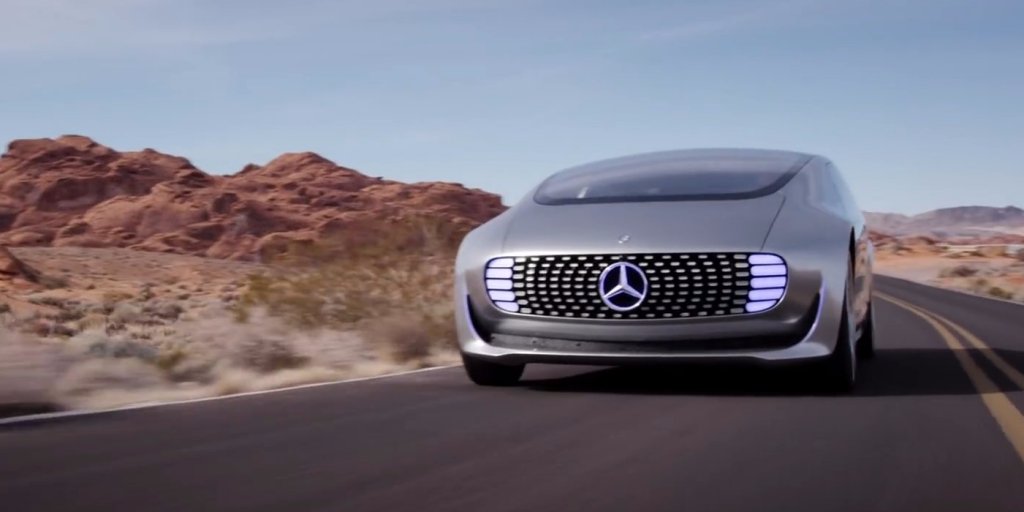 Mercedes came up with a futuristic car - and it's absolutely bonkers <a href="/techinsider/">Insider Tech</a> read.bi/28ZbdQa