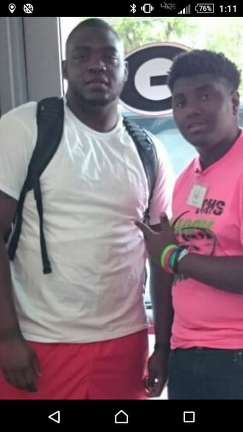 jhamare62's tweet photo. Throwback pic with  @John_Boy77   when I was at Georgia 
#1fan https://t.co/1avoIzMWjq