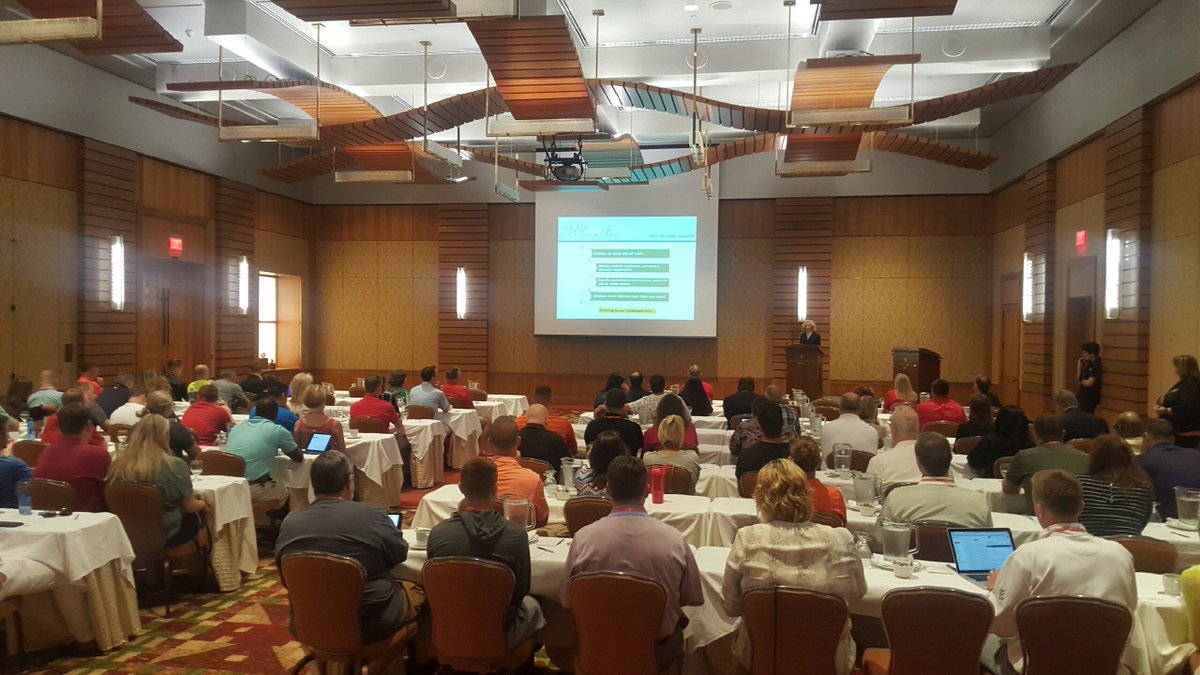 UWagents's tweet photo. @UWagents listening to CEO Cynthia Light speaking at the @RoyalNeighbors conference. #uwagents #royalneighbors https://t.co/j4tN75XyyQ