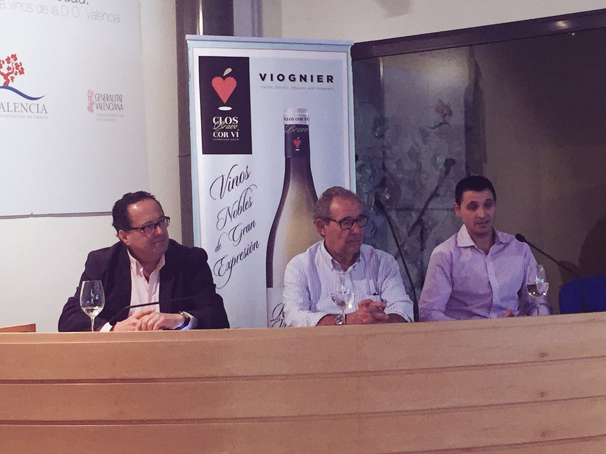 closcorvi's tweet photo. Presentación @closcorvi junto con @VinosDOValencia
#closcorvi #riesling #viognier #versat https://t.co/mfi2MlUzfW