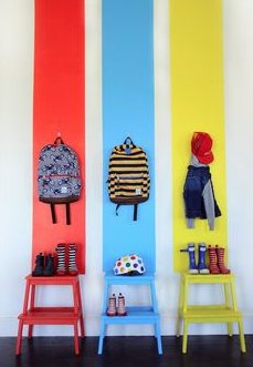 decorget's tweet image. Lovely idea to use creativity and budget to make a fun and cute kids space !! ( Image:Small Fry Blog)