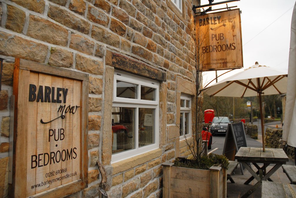 52perfectdays's tweet image. 6 Most Spectacular Hotels in #NorthernEngland including @SeafoodPubCo @BarleyMowPendle bit.ly/28Y3Cji