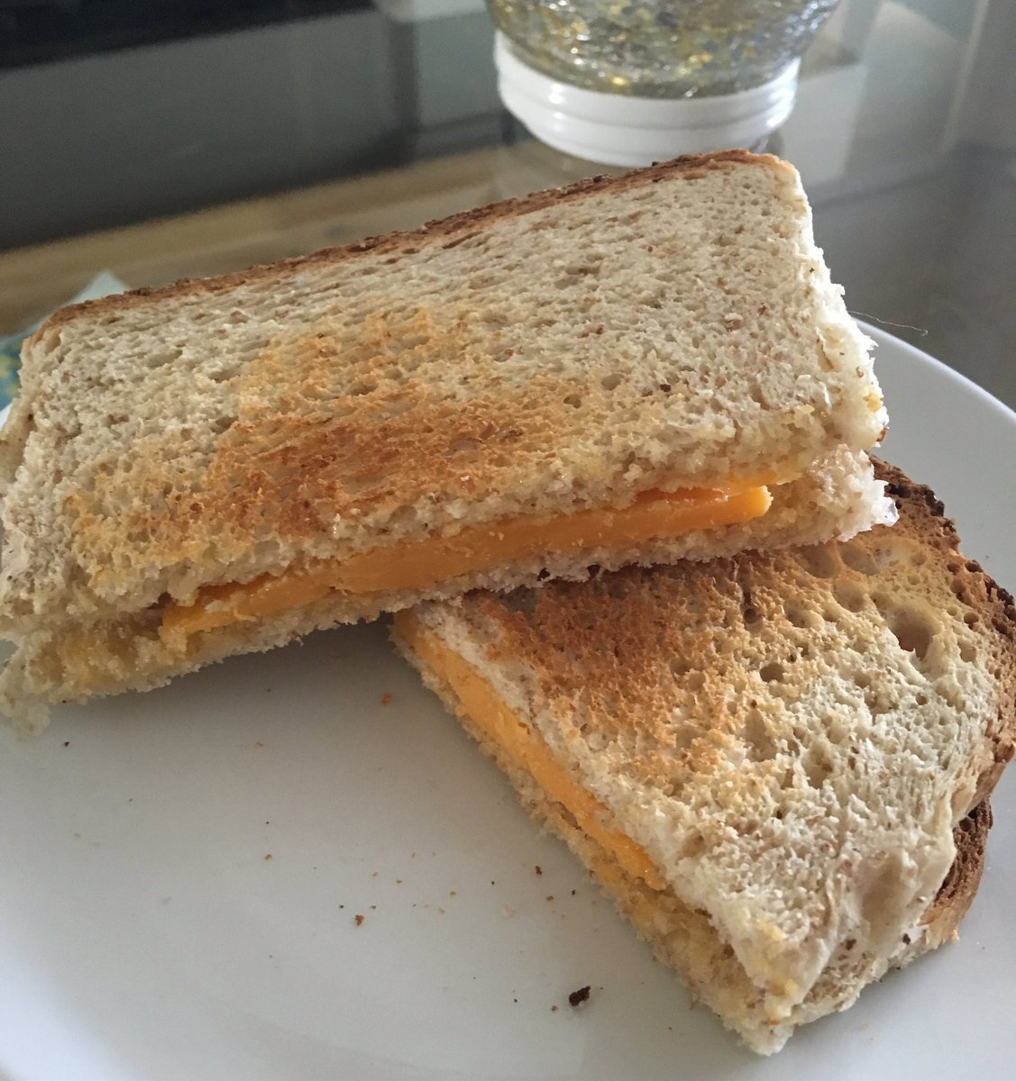 MissusDW's tweet photo. Meanwhile in #BistroDW #lazytea but made of life's #goodthings @kilmeadencheese #batchbread @KerrygoldIRL #happyme https://t.co/SyTgk9lXQy
